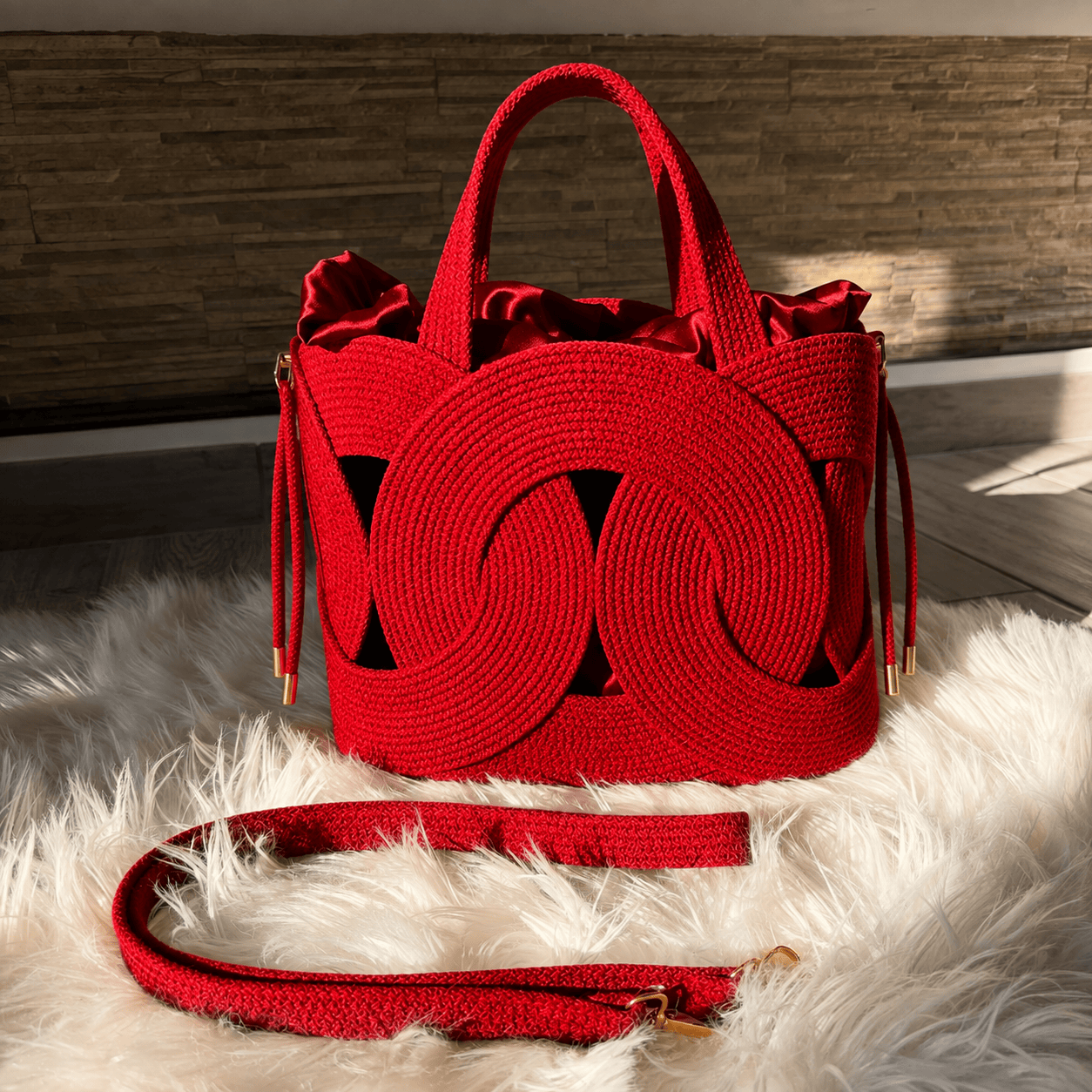 Sculpted Loop Woven Tote Bag – Red