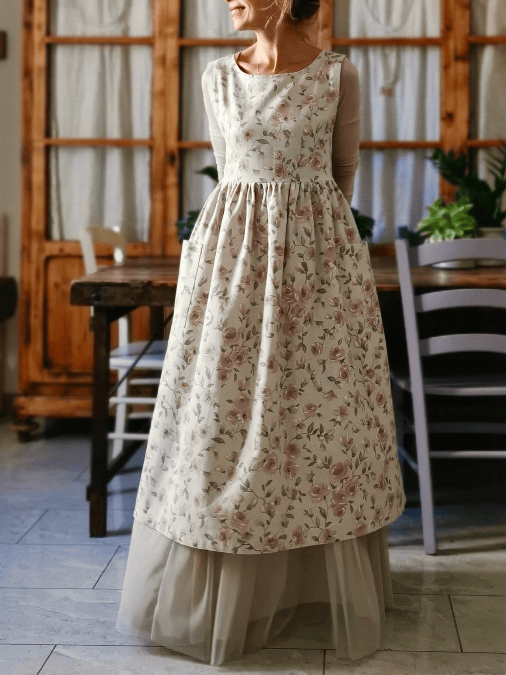 Vintage Light Beige Base Pale Pink Rose Print Long Apron & Dress (2-in-1)