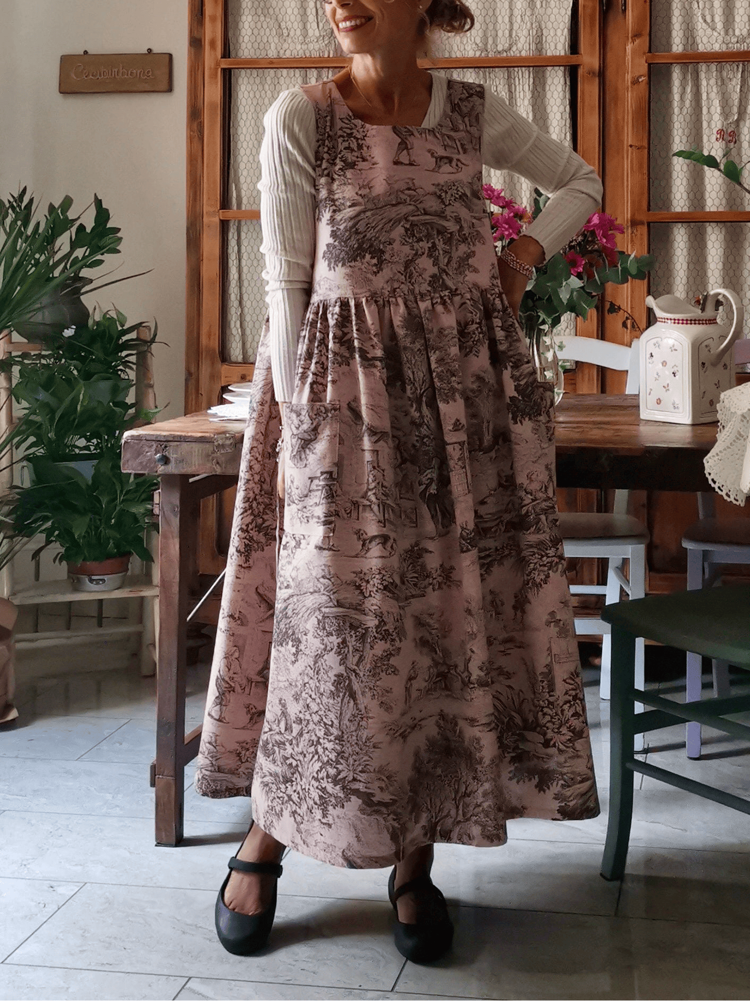 Vintage Pink Base Pastoral Landscape Print Long Apron & Dress (2-in-1)
