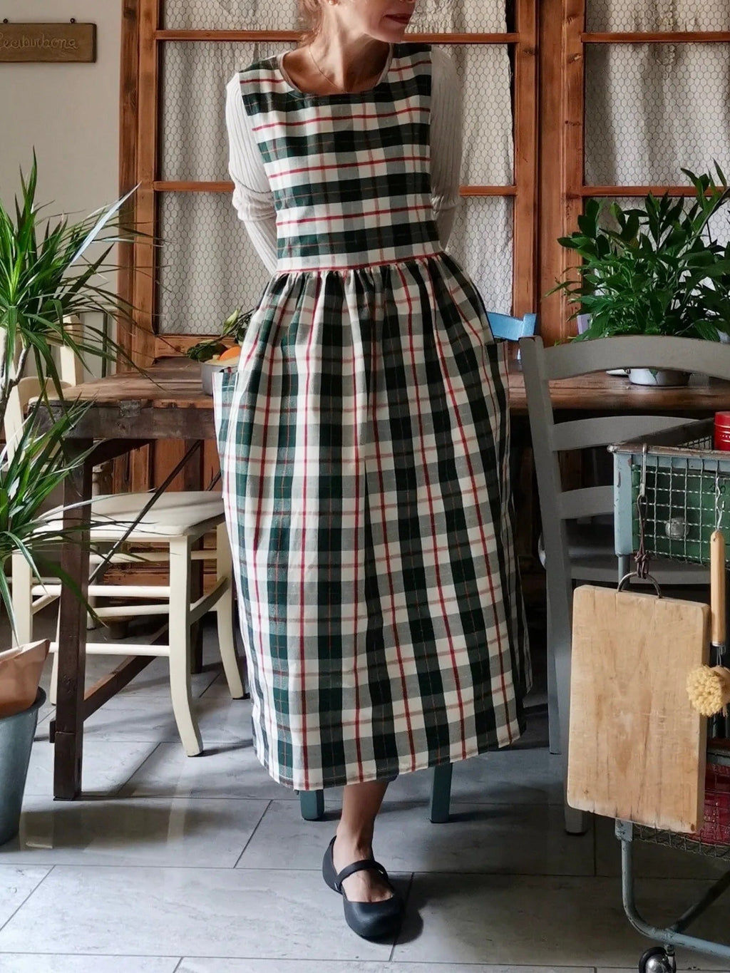 Vintage Green-Red-White Plaid Long Apron & Dress (2-in-1)