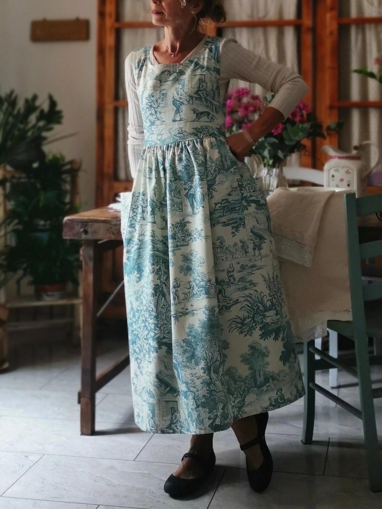 Vintage Teal Base Pastoral Landscape Print Long Apron & Dress (2-in-1)