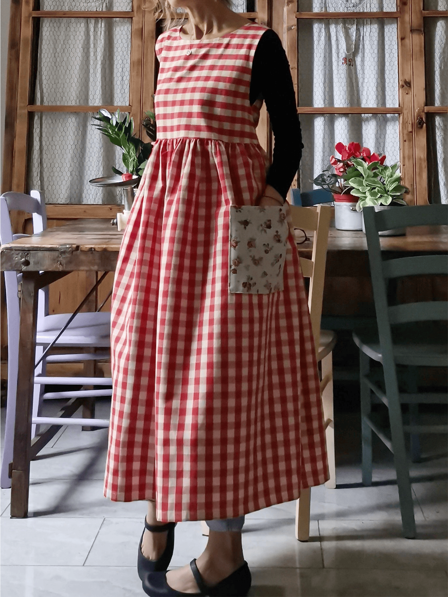 Vintage Red & White Plaid Long Apron & Dress (2-in-1) with Floral Pockets