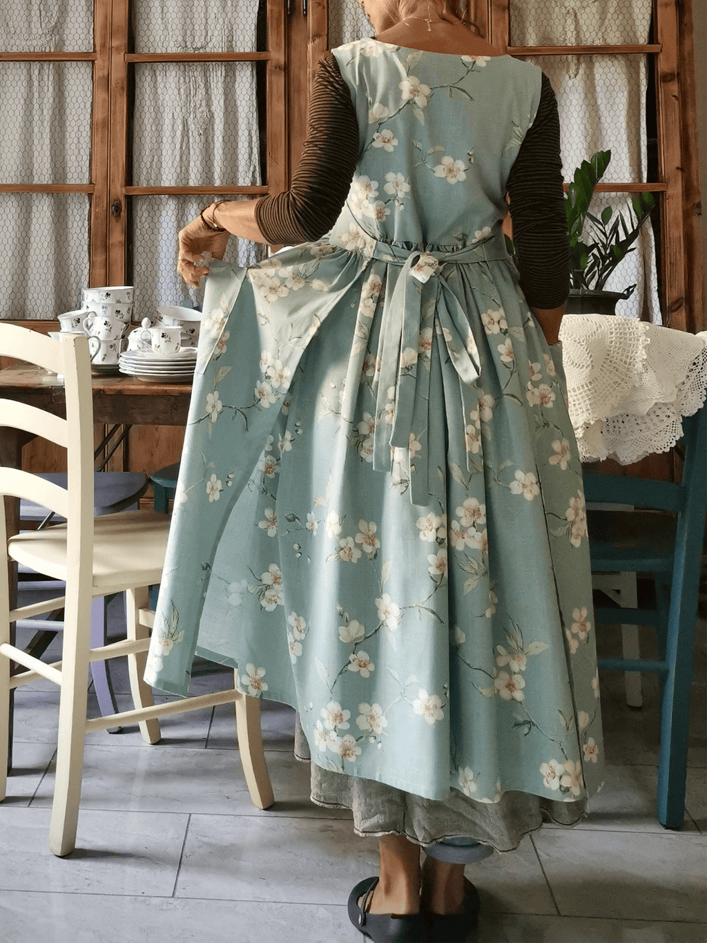 Vintage Light Mint Green White Blossom Branch Print Long Apron & Dress (2-in-1)