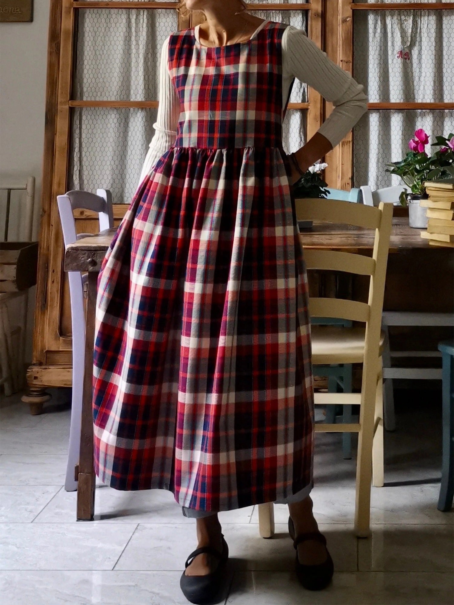 Vintage Red & Blue Contrast Plaid Long Apron & Dress (2-in-1) with Large Pockets