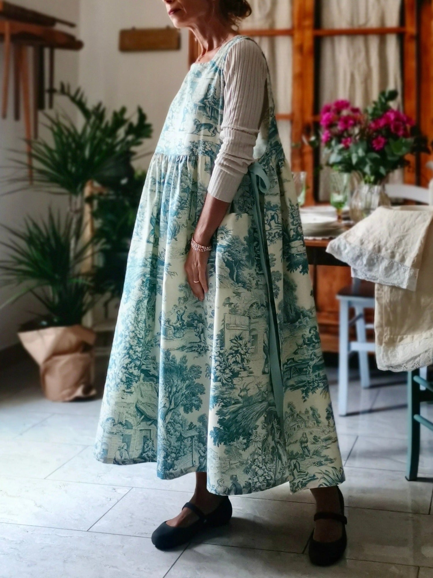 Vintage Teal Base Pastoral Landscape Print Long Apron & Dress (2-in-1)