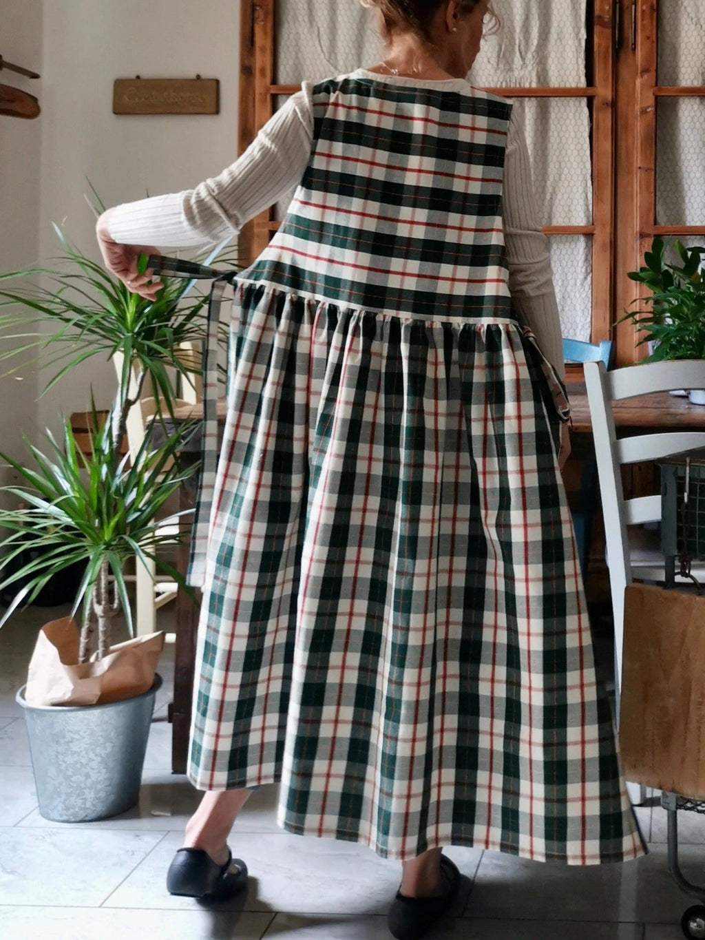 Vintage Green-Red-White Plaid Long Apron & Dress (2-in-1)
