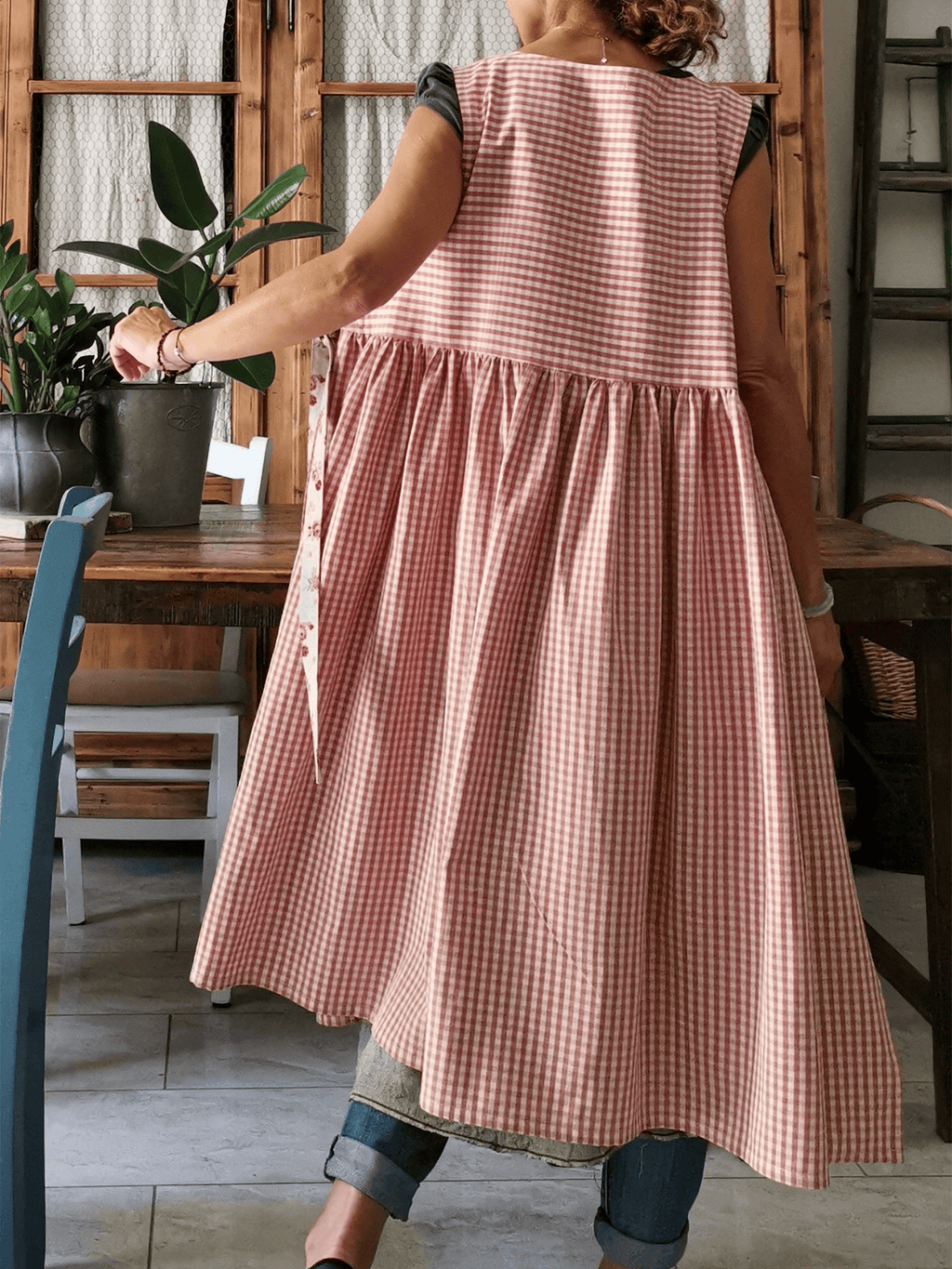 Vintage Pink & White Plaid Long Apron & Dress (2-in-1) with Floral Pockets
