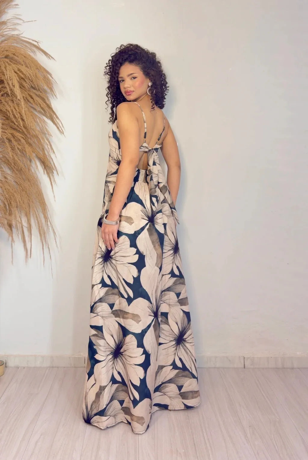 Women's Long Dress Cloe Leaf Background Gray