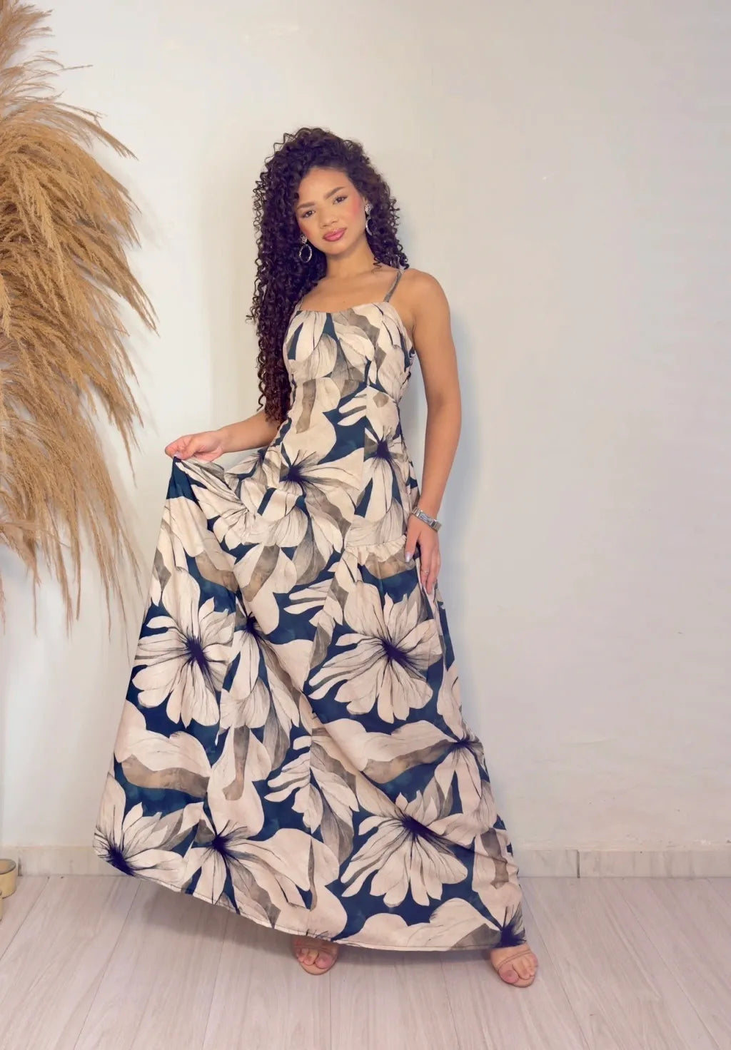 Women's Long Dress Cloe Leaf Background Gray